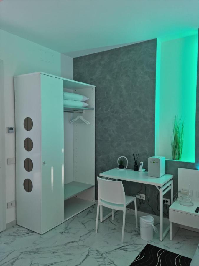 Lci Deluxe Rooms San Cataldo  Dış mekan fotoğraf